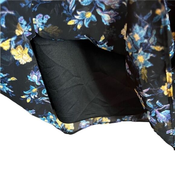 NWT! White House black‎ market floral cold shoulder dress - Picture 9 of 10